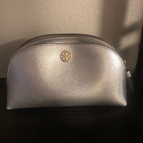 Tory Burch Handbags - Tory Burch Cosmetic Bag